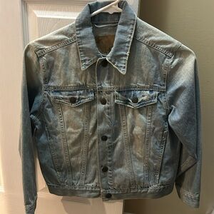 Boys size M 7/8 distressed jean jacket. Like new.